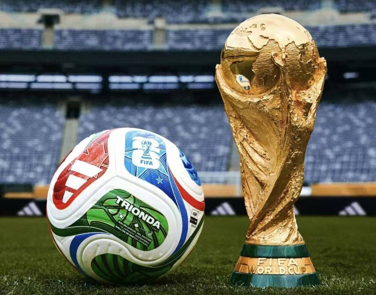 欧冠史诗预演：拜仁慕尼黑 VS 皇家马德里，豪门恩怨的终极对决